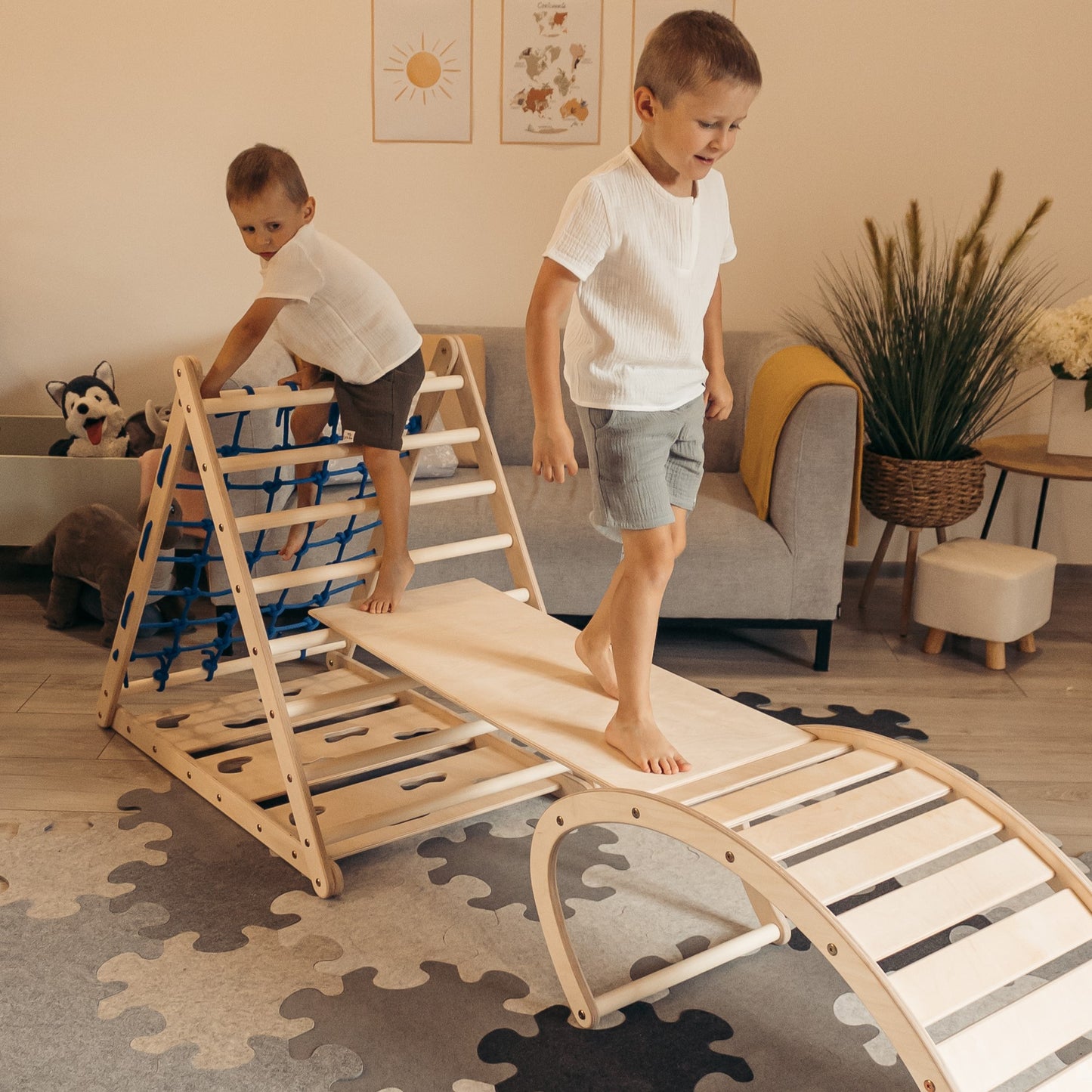3-seit Kletterdreieck-Set mit Rutschbrett und Wippe