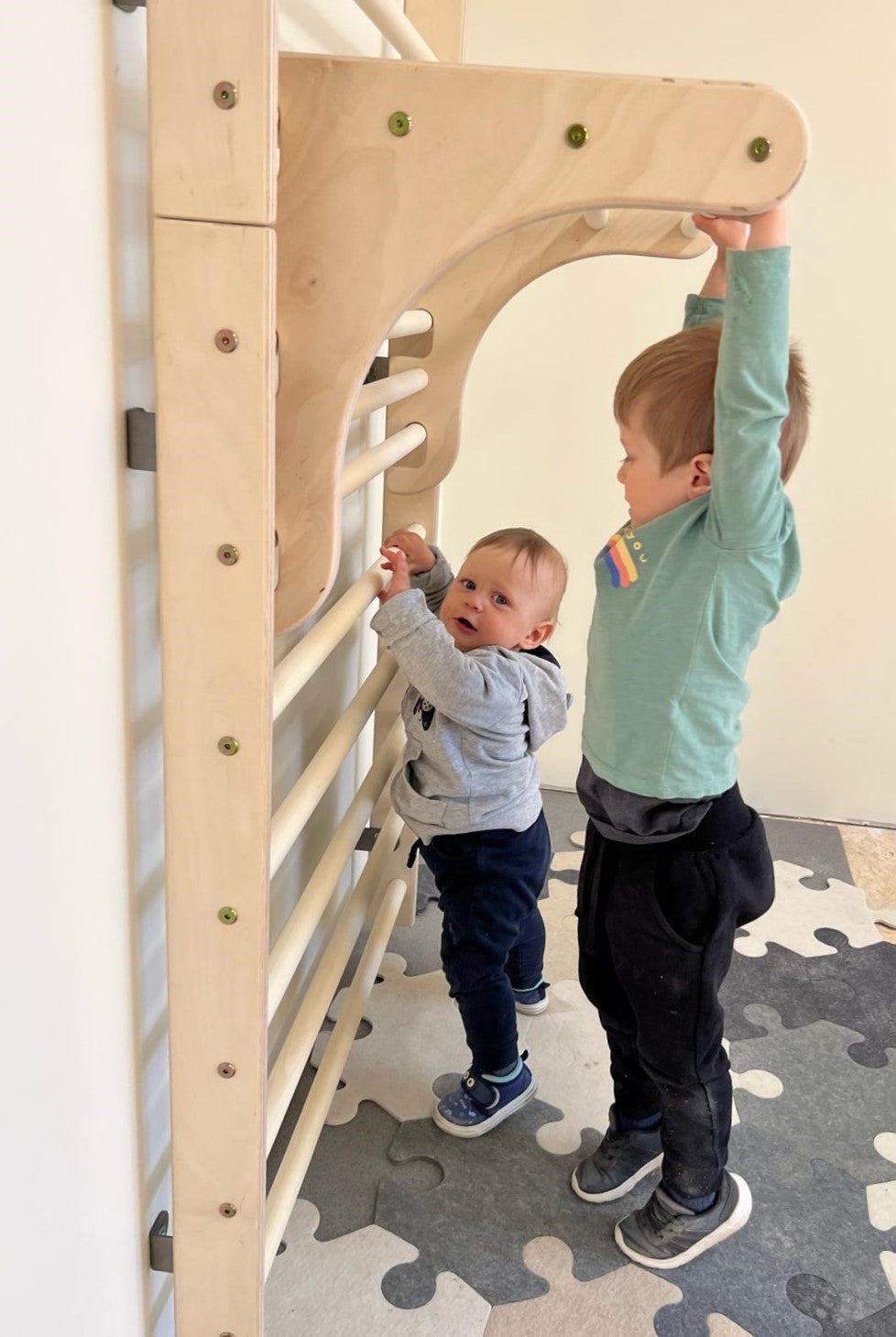 Sprossenwand | 2 Teile mit Klimmzugteil