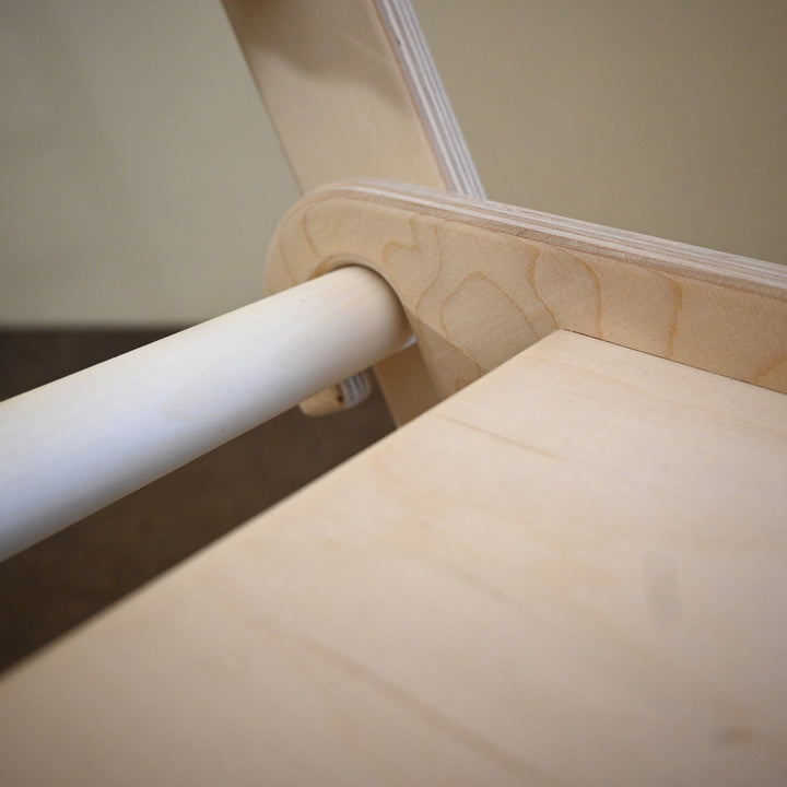 Tisch für Kletterdreieck